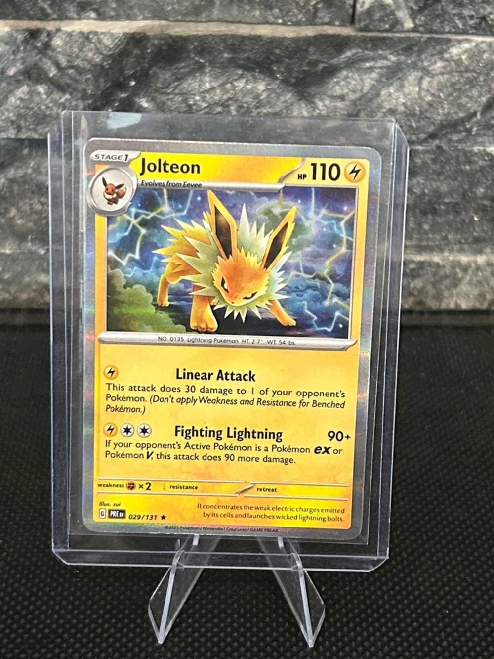 Pokemon Jolteon‎ 029/131 Holo from Prismatic Evolutions Set M/NM - Picture 1 of 3